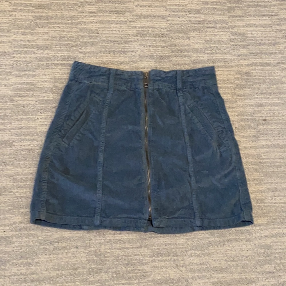 Hi rise A-line skirt